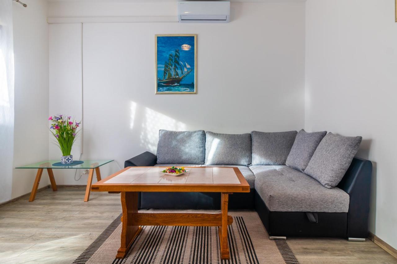 Apartments Mihael Split Exterior foto